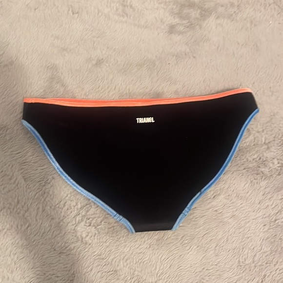 Triangl suit bottoms - Picture 2 of 2